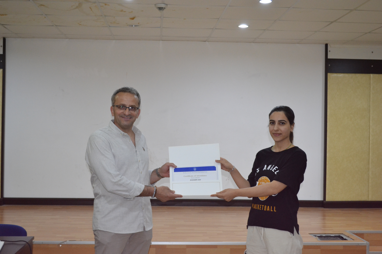 8-Week Activity Series Aimed at Developing English Listening Skills Successfully Completed
